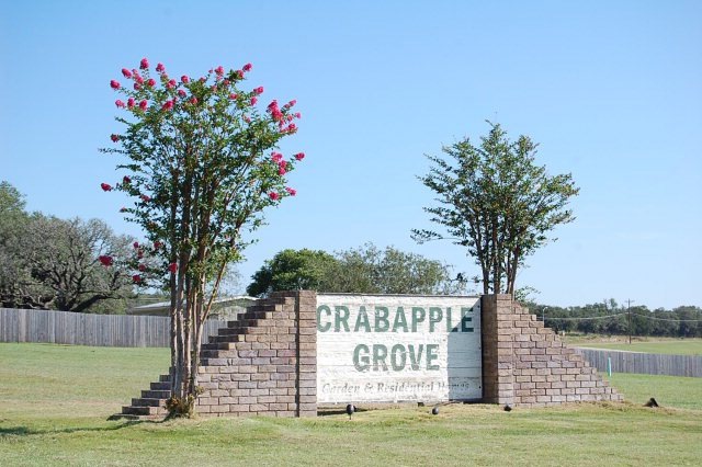 1707 Cherrywood Dr unit 16, Fredericksburg, TX 78624 - photo 1