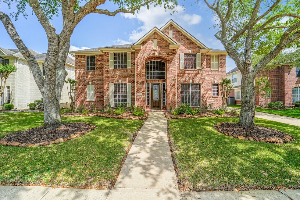 9006 Sunny Ridge Dr, Houston, TX 77095 - photo 1