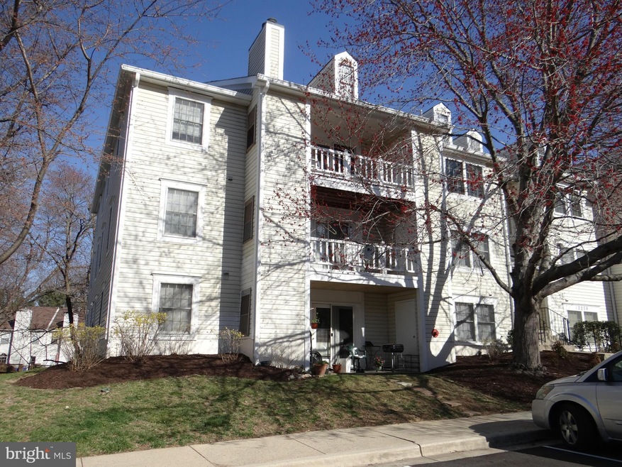 12209 Eagles Nest Ct unit J, Germantown, MD 20874 - photo 1