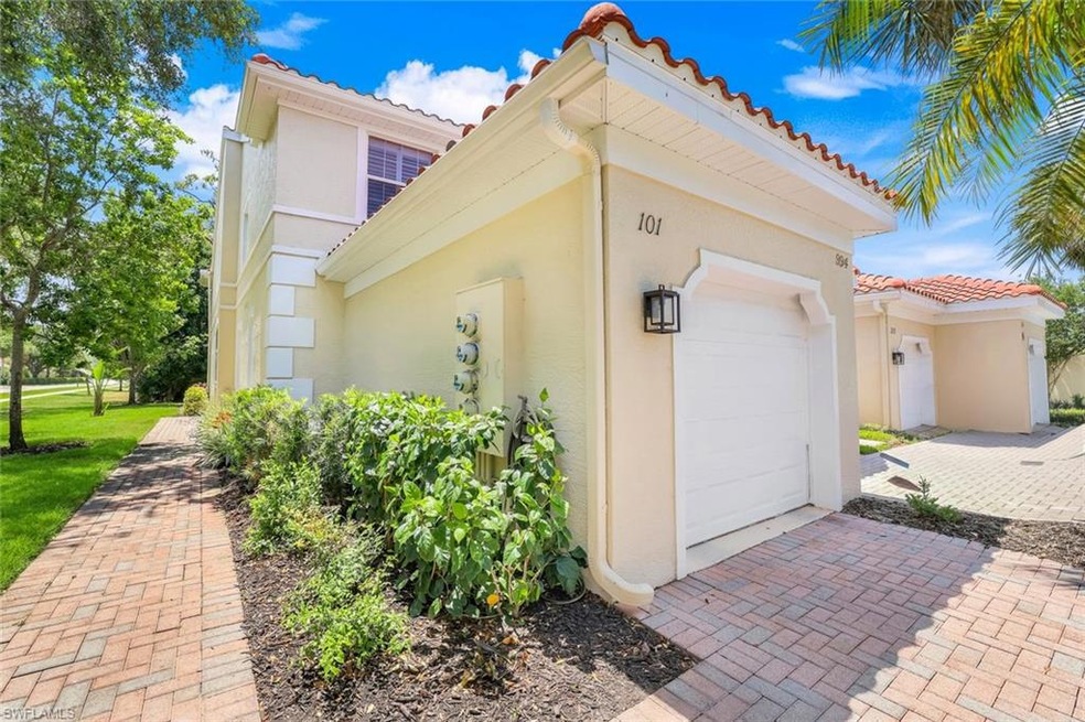 Nicely landscaped Coach home with 1 car garage.