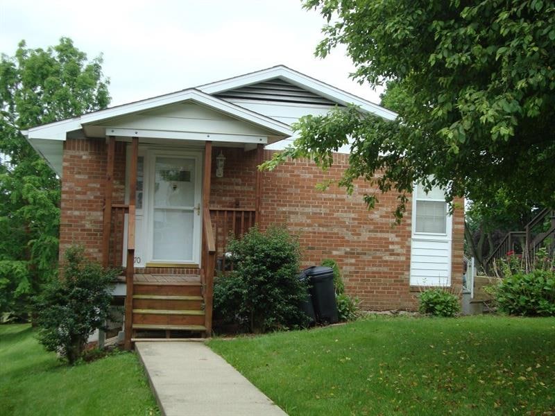 Three Bedroom Ranch on Beautiful lot.