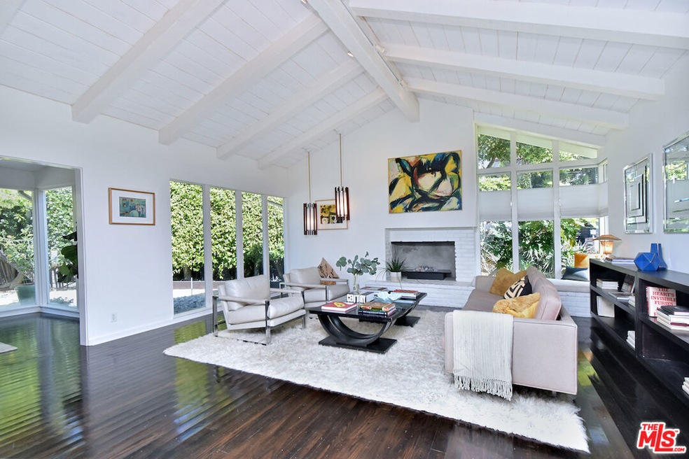 Sold $2,300,000 • Co-Listing Agent