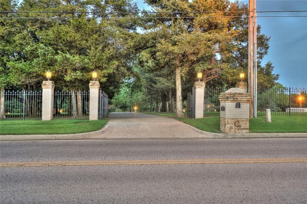 2 Electric Gate entrances