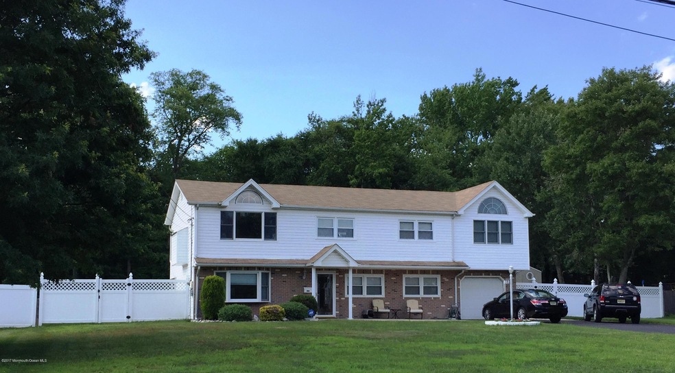 38 Chesapeake Rd