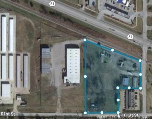 9930 S 241st East Ave, Broken Arrow, OK 74014 - photo 1