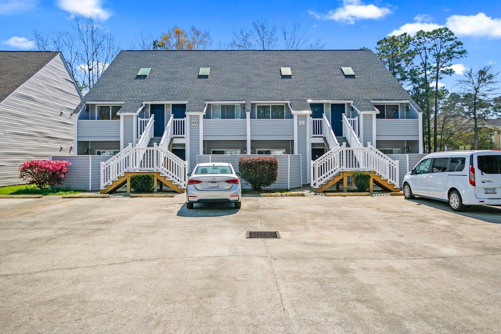 Sold $103,000 • Co-Listing Agent