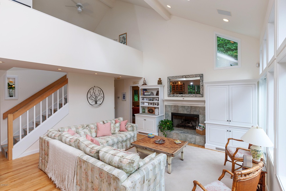 6 Samantha Way, Acton, MA 01720 - photo 1