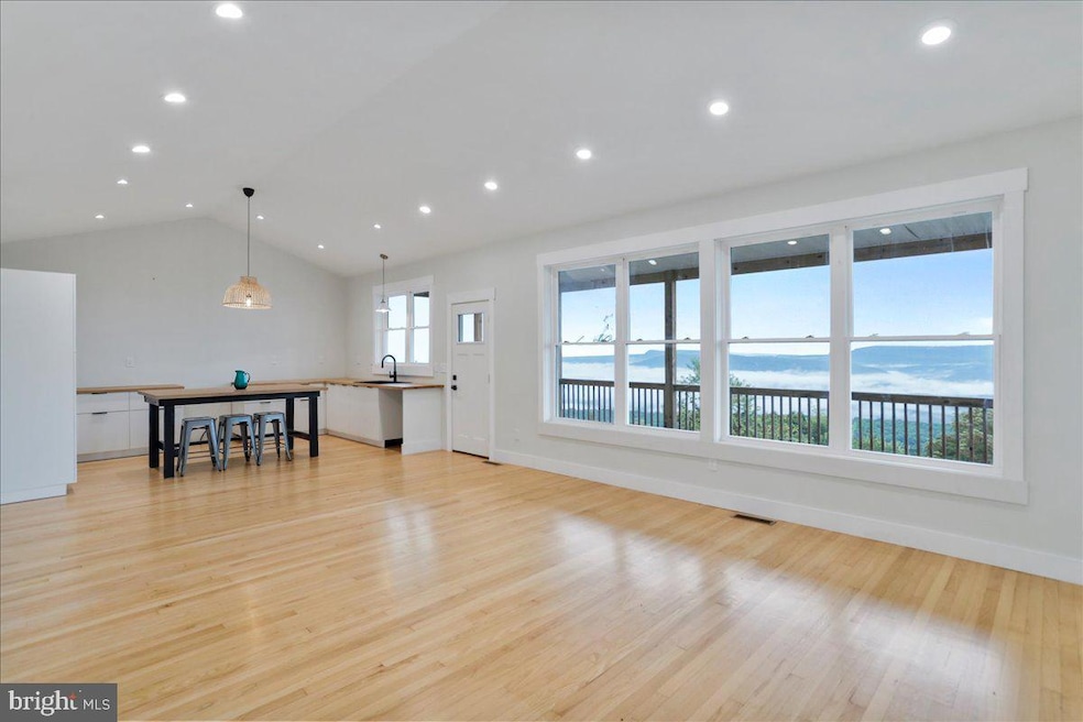 Under Contract $375,000