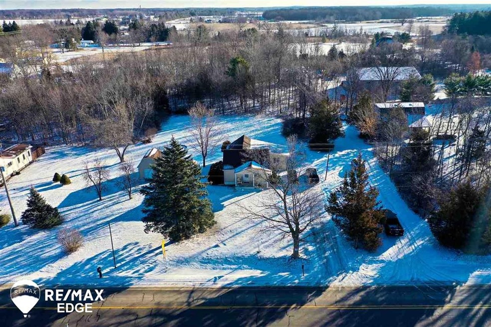 8061 Morrish Rd, Swartz Creek, MI 48473 - photo 1