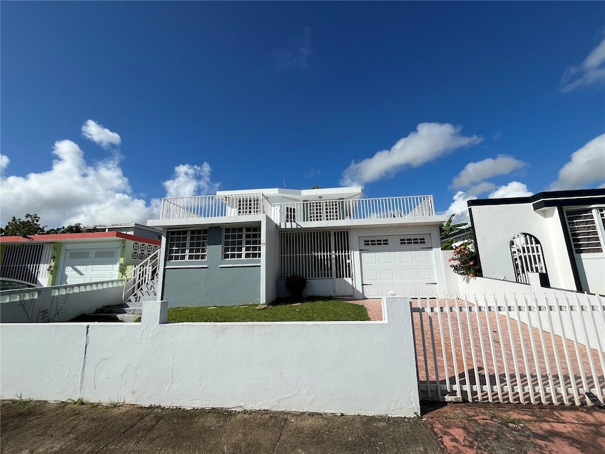 11 YABUCOA ST Bonneville Heights, Caguas, PR 00725 - photo 1