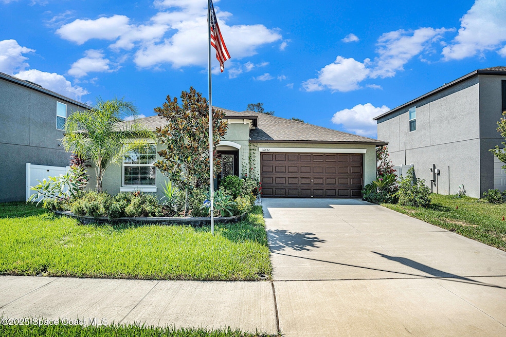 36442 Flats St, Zephyrhills, FL 33541 - photo 1