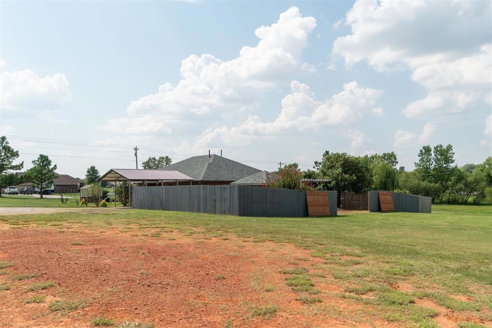 996 S Morgan Rd, Blanchard, OK 73010 - photo 1