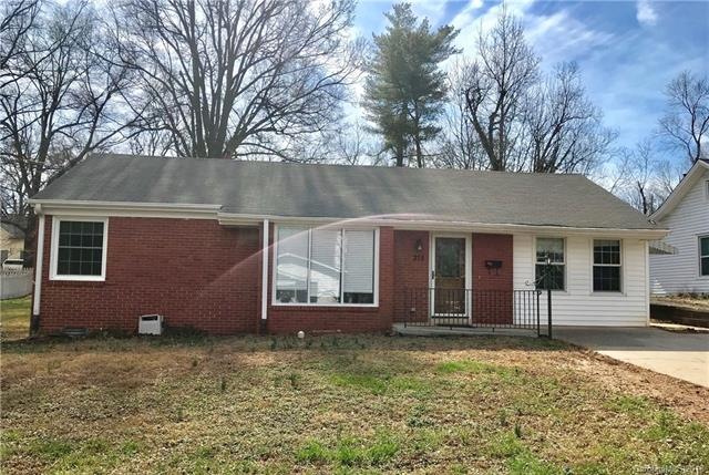 215 Maple St, Statesville, NC 28677 - photo 1