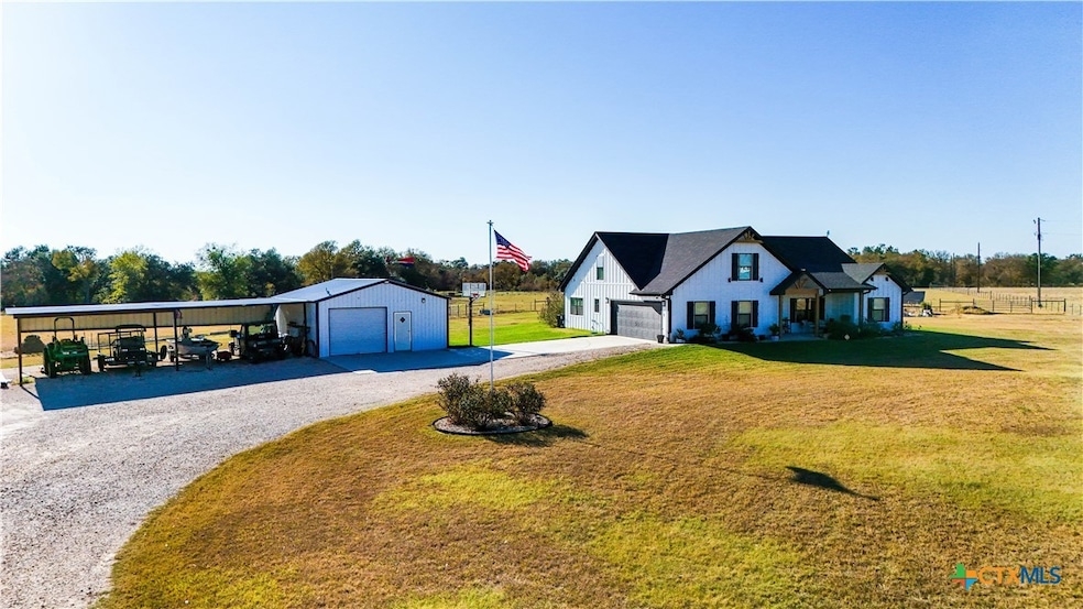 635 County Road 101, Rogers, TX 76569 - photo 1