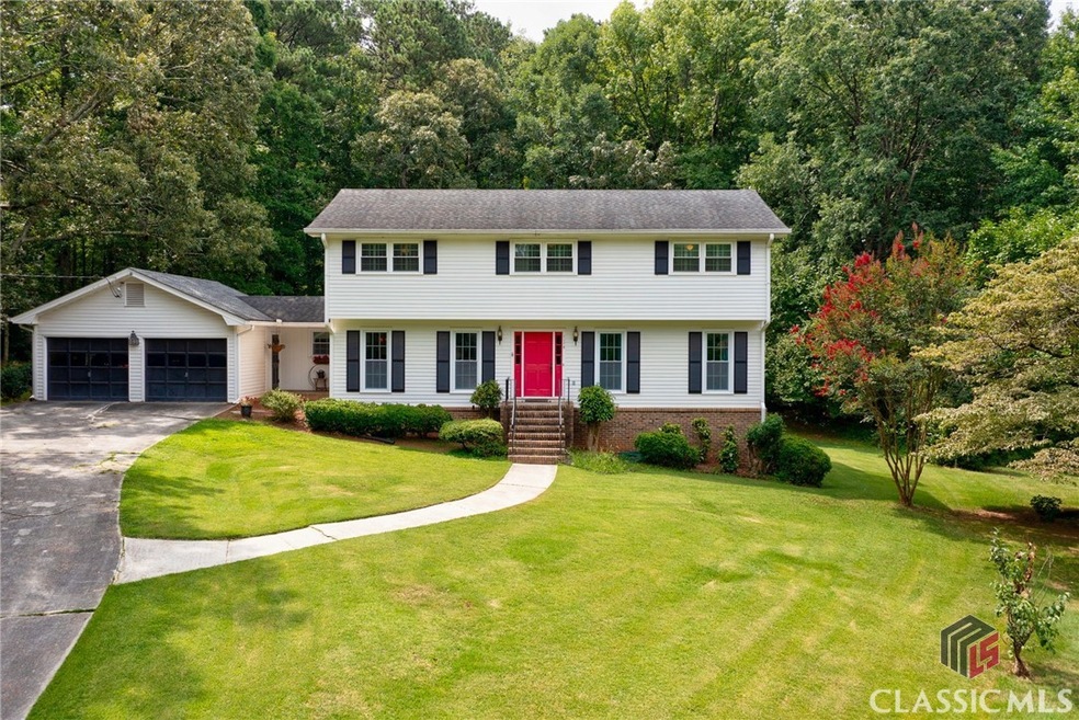 1176 Shadowlawn Dr NE, Conyers, GA 30012 - photo 1