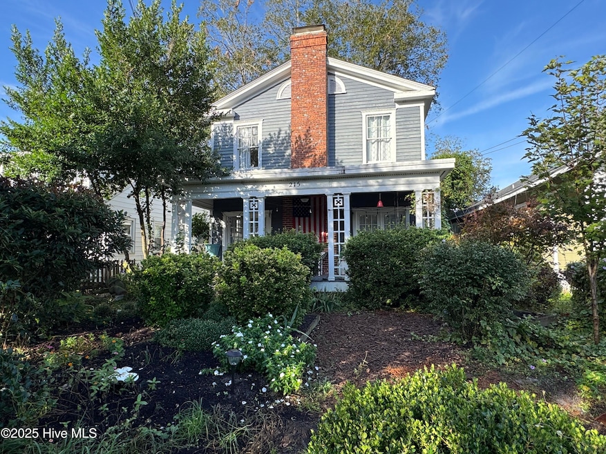 215 N 17th St, Wilmington, NC 28401 - photo 1