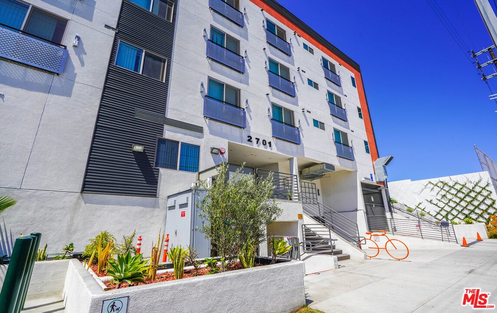 2701 James m Wood Blvd unit 304, Los Angeles, CA 90005 - photo 1