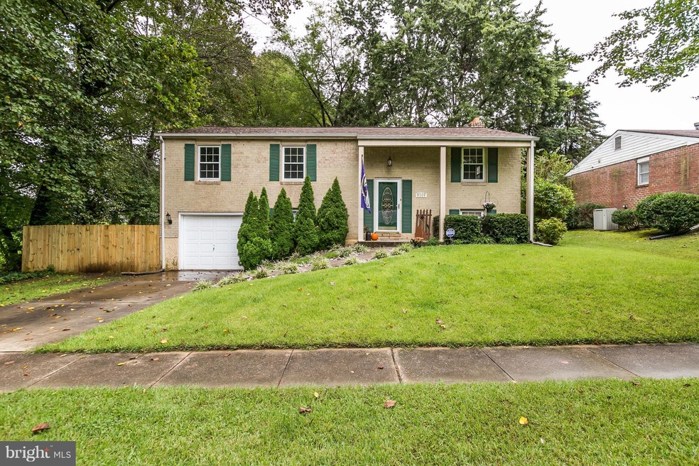 9509 Gunview Rd, Nottingham, MD 21236 - photo 1