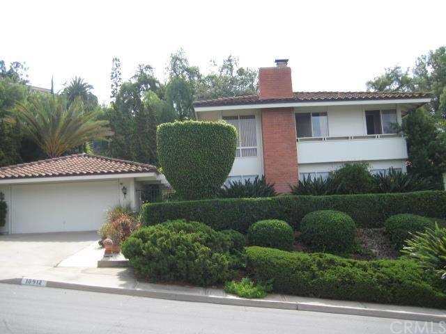 Great curb appeal to this mid-century home.
