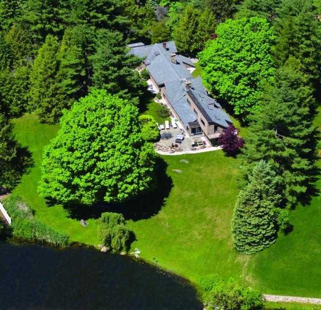 Welcome to the Lake House!