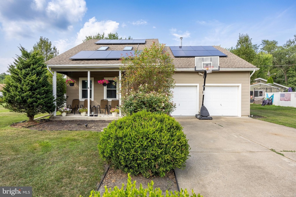 1042 Madison Ave, Woodbury, NJ 08096 - photo 1