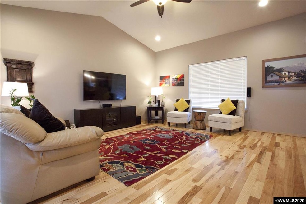 5754 Valleywood Loop SE, Salem, OR 97306 - photo 1