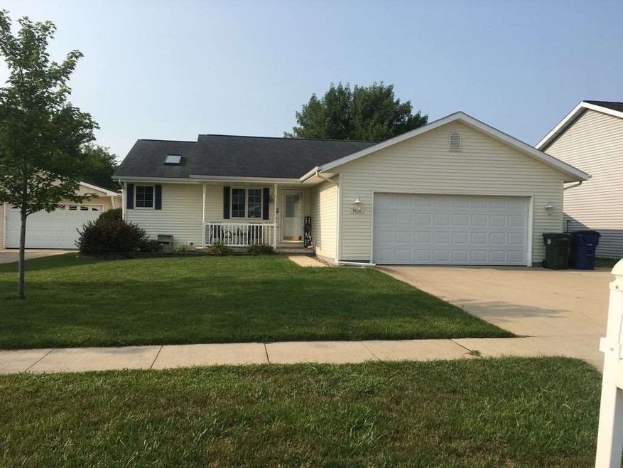 4025 Jill Dr, Waterloo, IA 50701 - photo 1