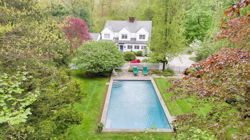 Sold $1,525,000 • Co-Listing Agent