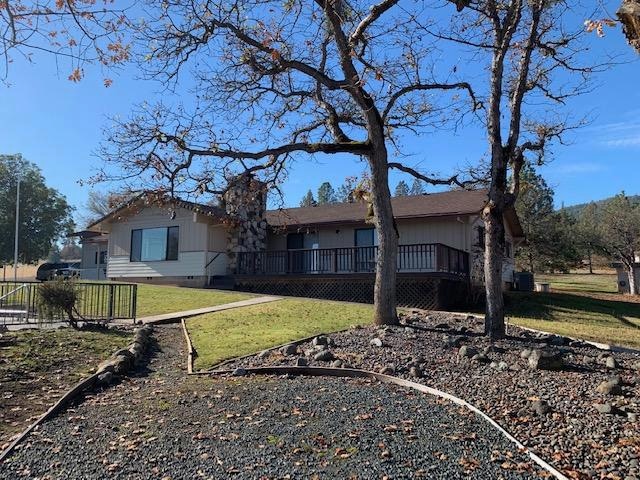 3850 Walker Creek Rd, Central Point, OR 97502 - photo 1