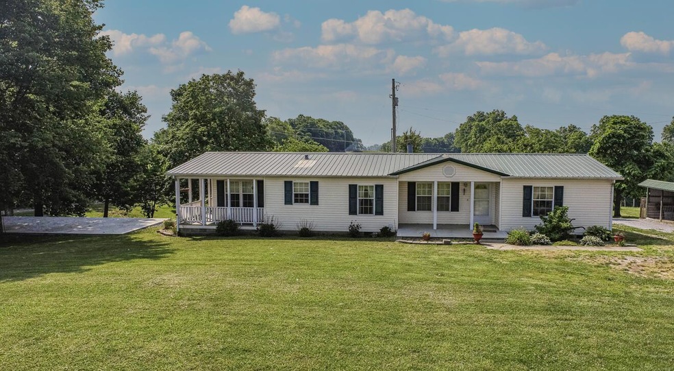 1313 Pike Bluff Rd, Ewing, KY 41039 - photo 1