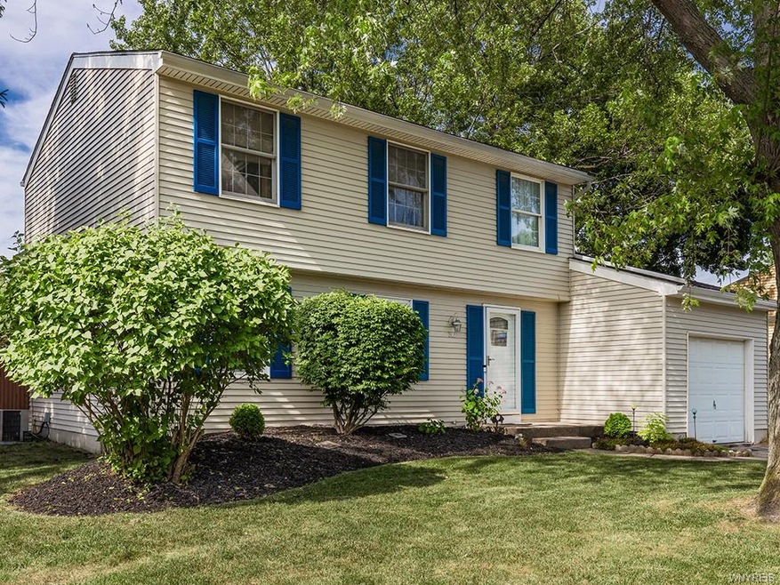 502 Wurlitzer Dr, North Tonawanda, NY 14120 - photo 1