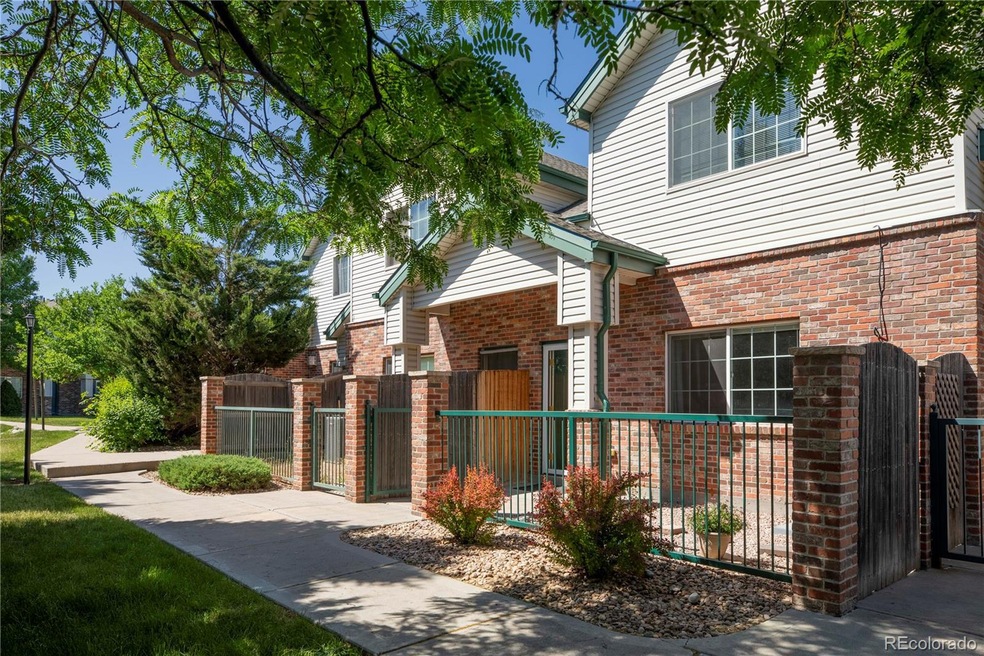 838 S Kalispell Cir unit 2104, Aurora, CO 80017 - photo 1