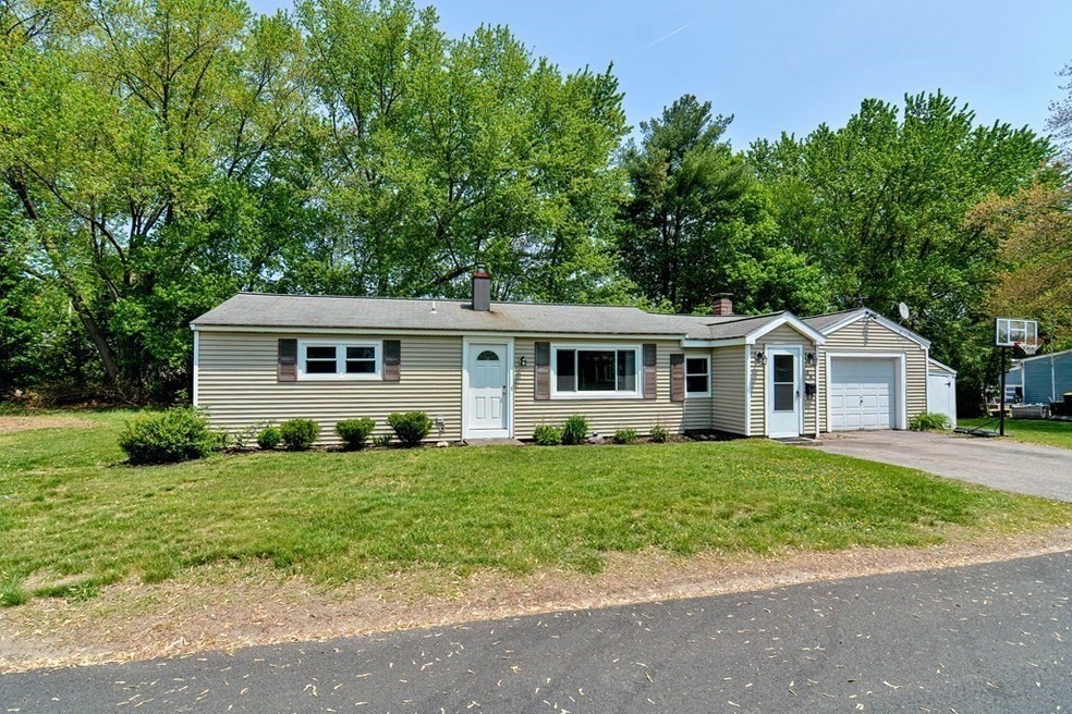 16 Rondeau Rd, Bellingham, MA 02019 - photo 1