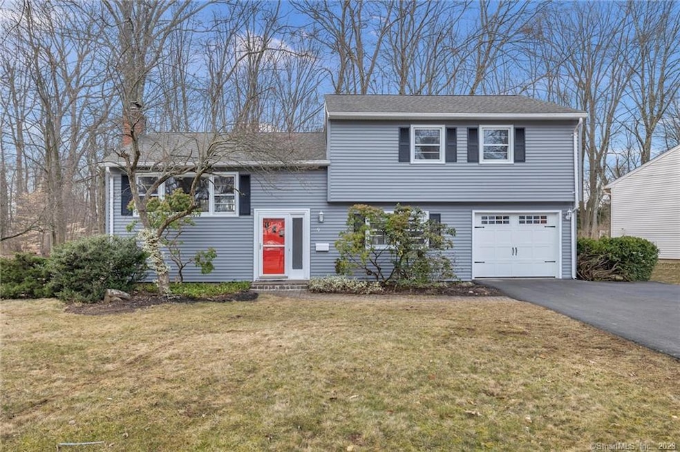 9 Lyman Rd, West Hartford, CT 06117 - photo 1