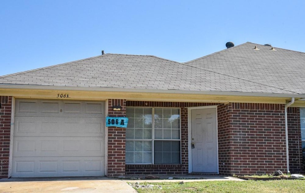 506 Valleyridge Ct unit A, Decatur, TX 76234 - photo 1