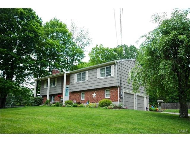 87 Castle Meadow Rd, Newtown, CT 06470 - photo 1