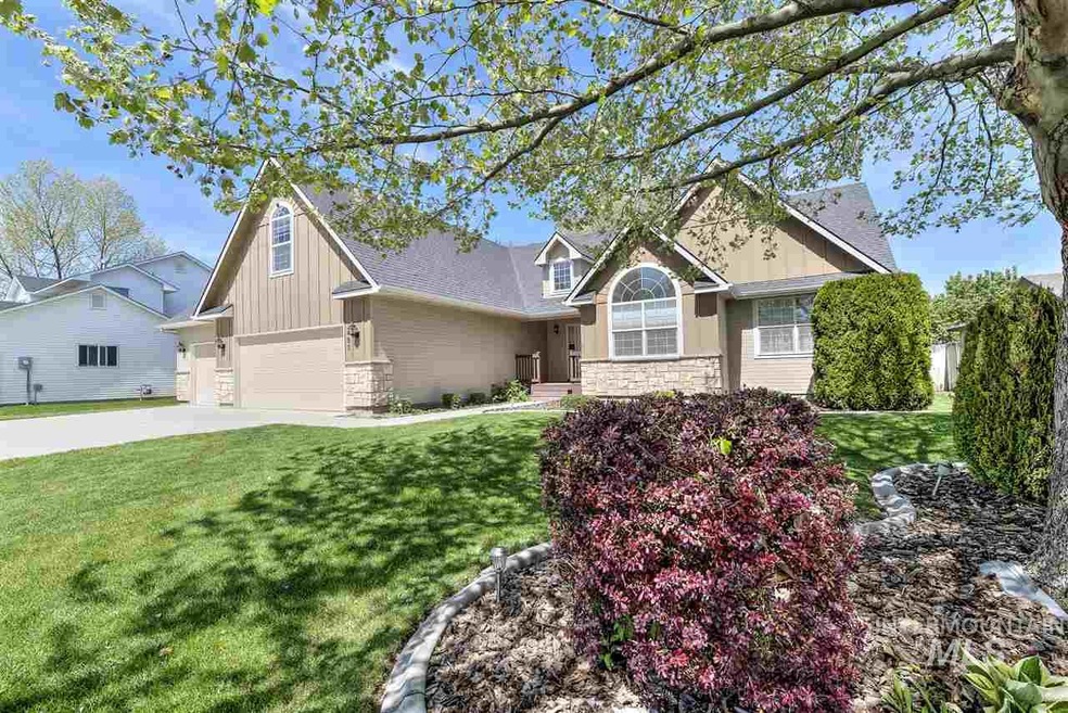 452 Bitterbrush Ave, Nampa, ID 83686 - photo 1