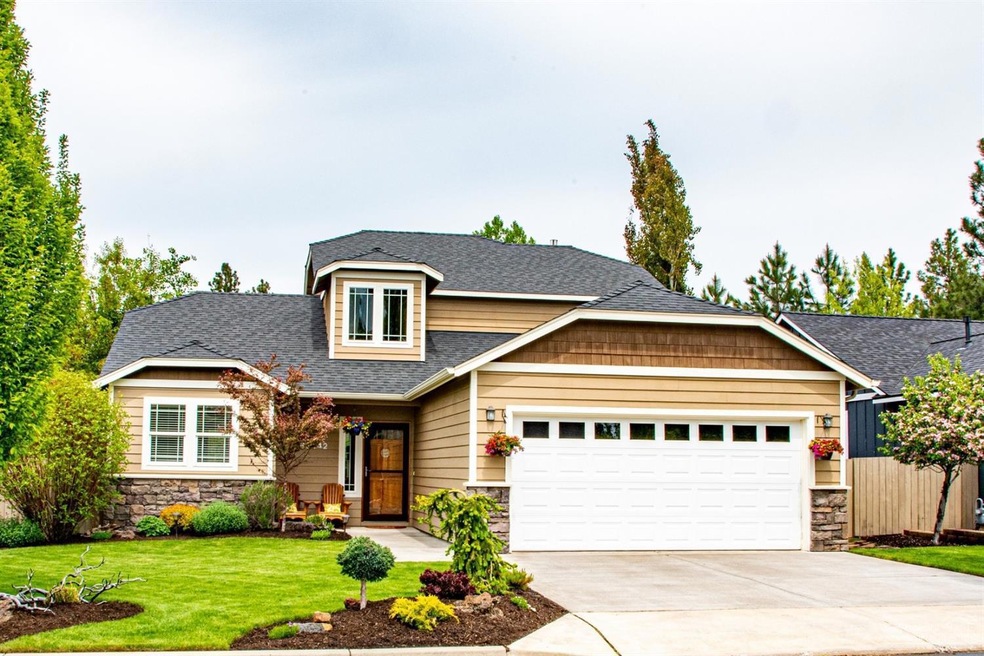 60942 Garrison Dr, Bend, OR 97702 - photo 1