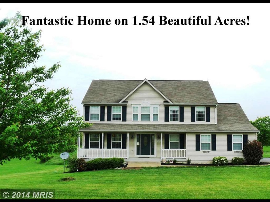 496 Pinnacle Dr, Bunker Hill, WV 25413 - photo 1