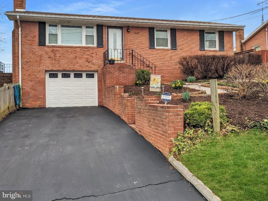 1200 Virginia Ave, Front Royal, VA 22630 - photo 1