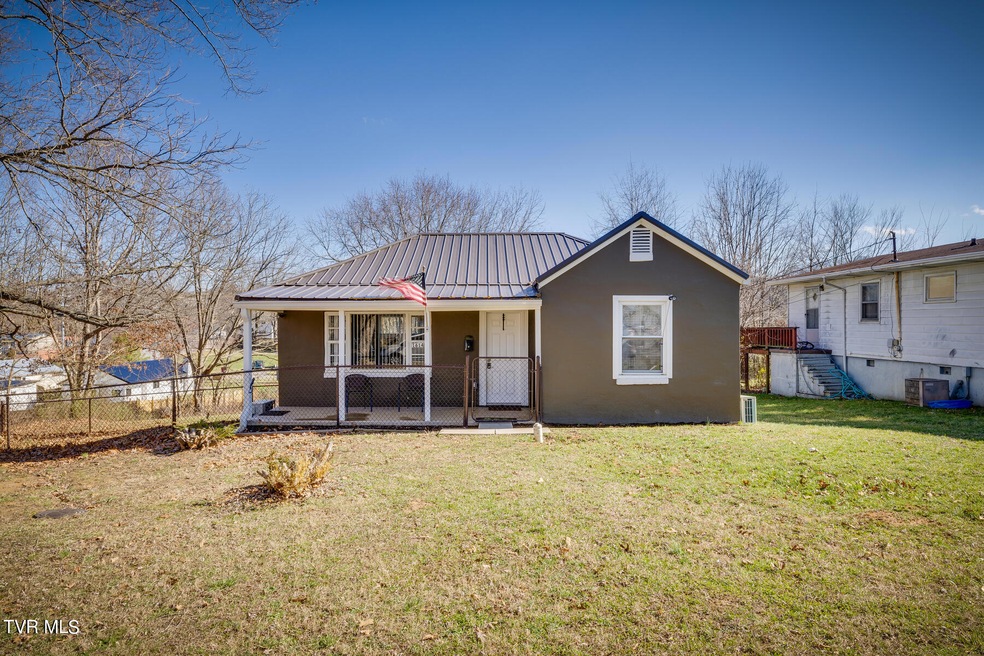 1614 E Myrtle Ave, Johnson City, TN 37601 - photo 1