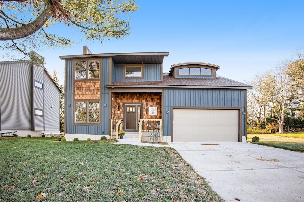 1032 Arlington Ave, Grand Haven, MI 49417 - photo 1