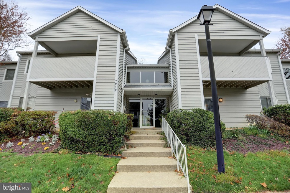 2212 Lowells Glen Rd unit D, Parkville, MD 21234 - photo 1