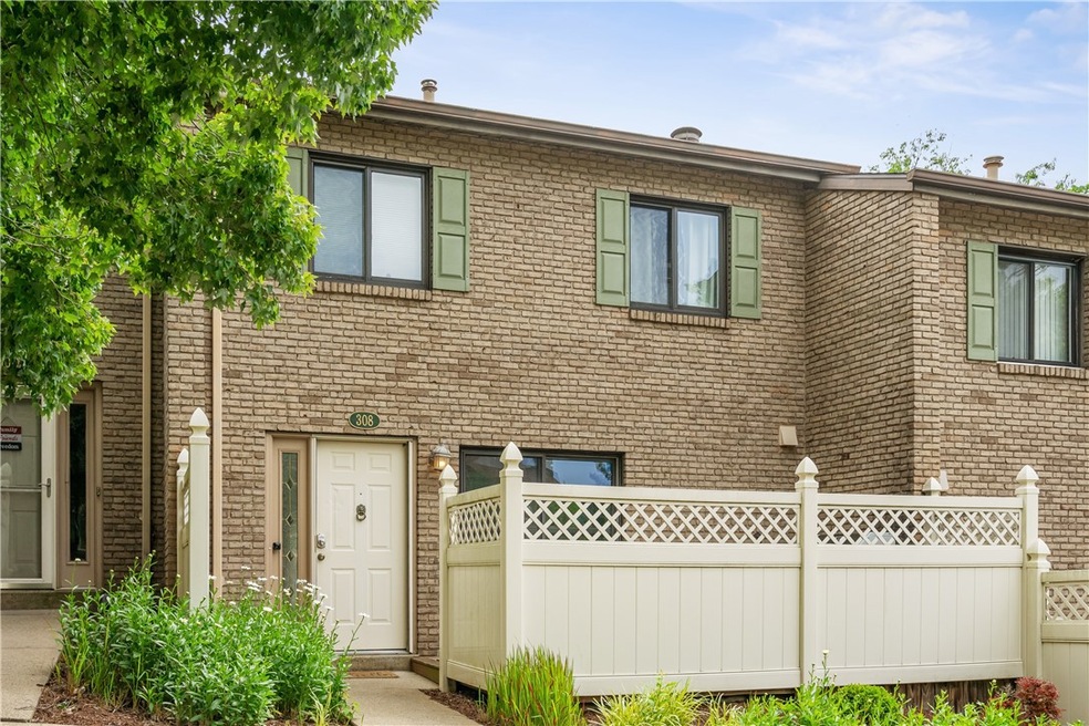 Welcome to 308 Williamsburg Lane!