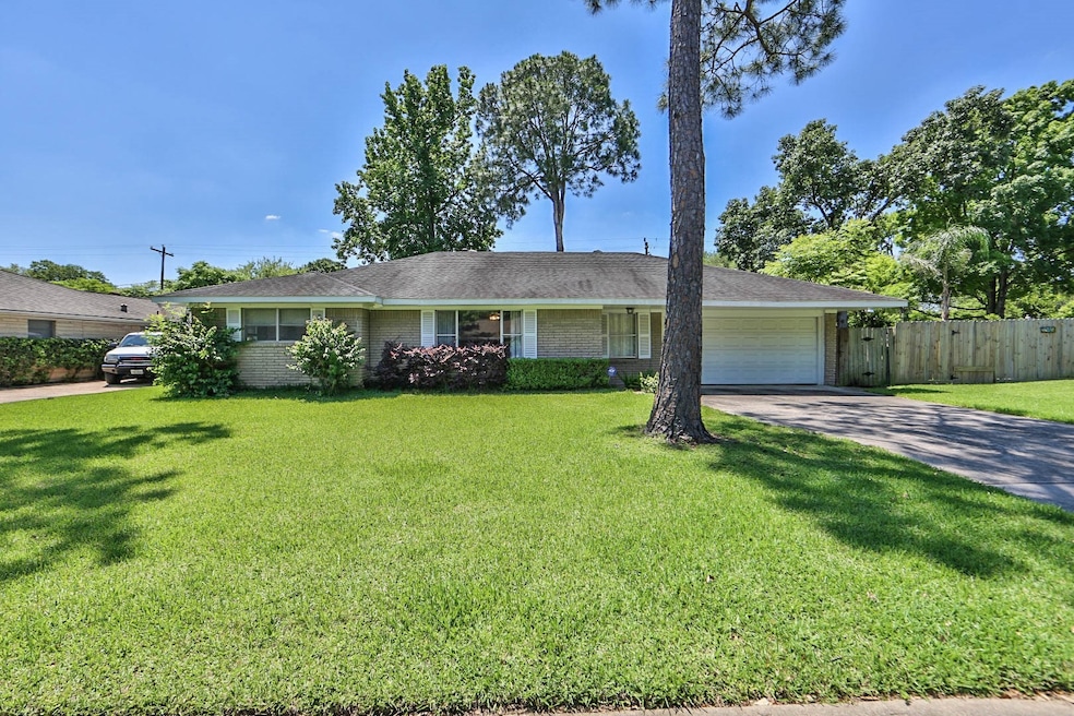 For Rent $2,350/month