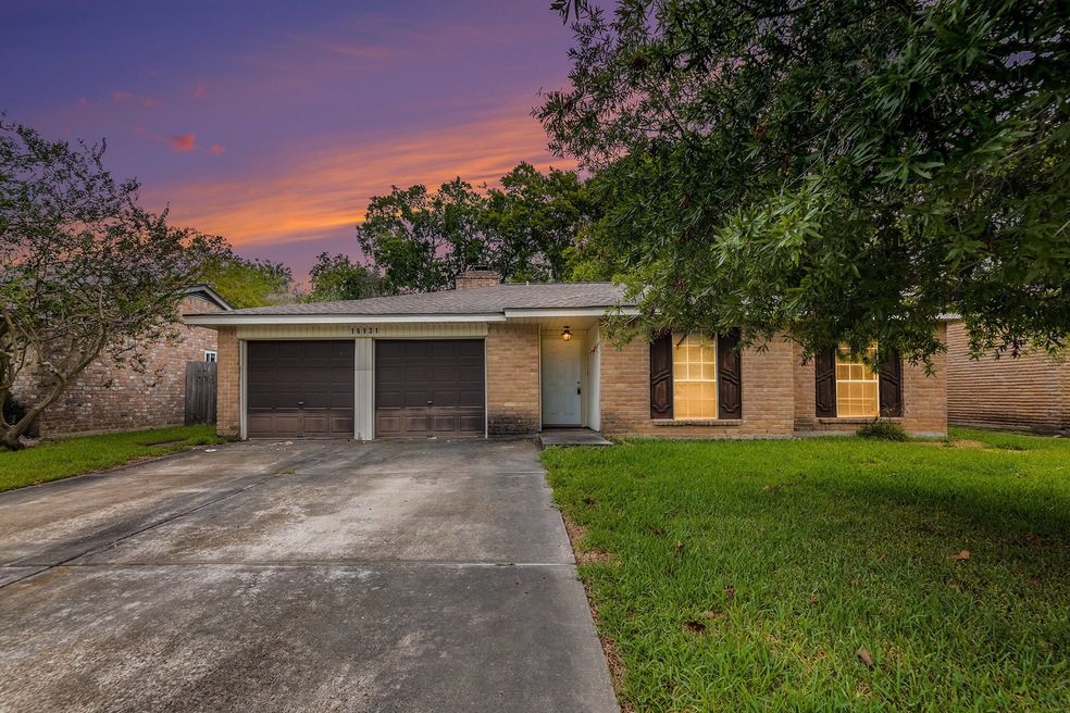 16931 Forest Bend Ave, Friendswood, TX 77546 - photo 1
