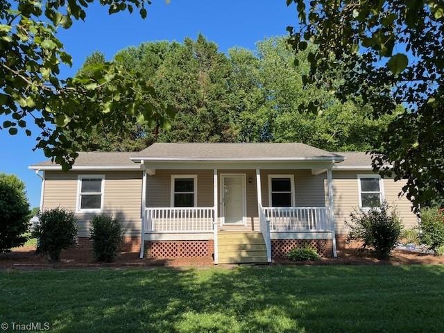 5349 Jasper Dr, High Point, NC 27263 - photo 1