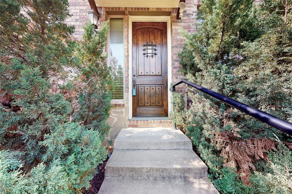 Sold &#x2022; Co-Listing Agent