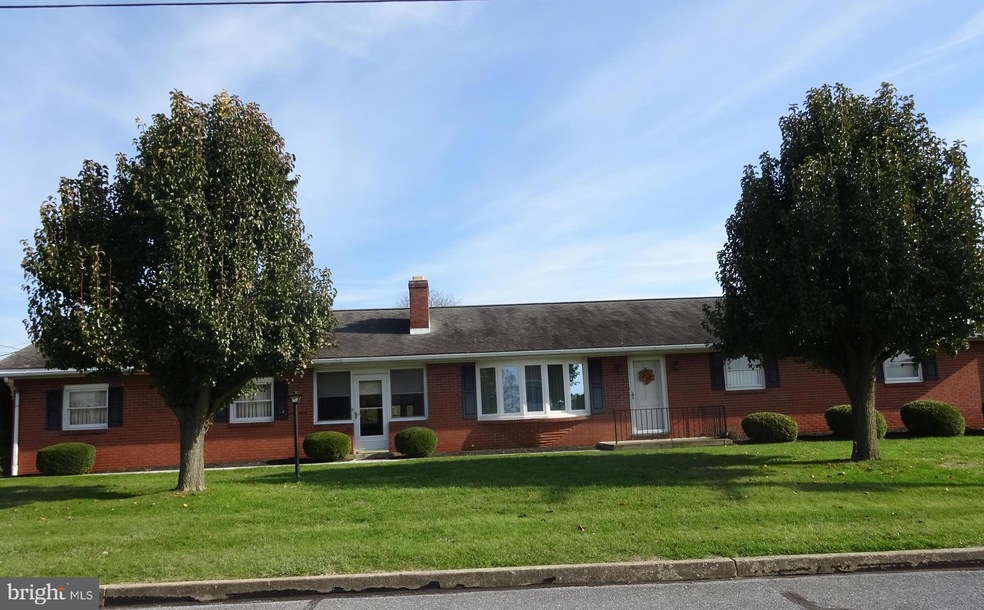 400 Town Dr, Greencastle, PA 17225 - photo 1