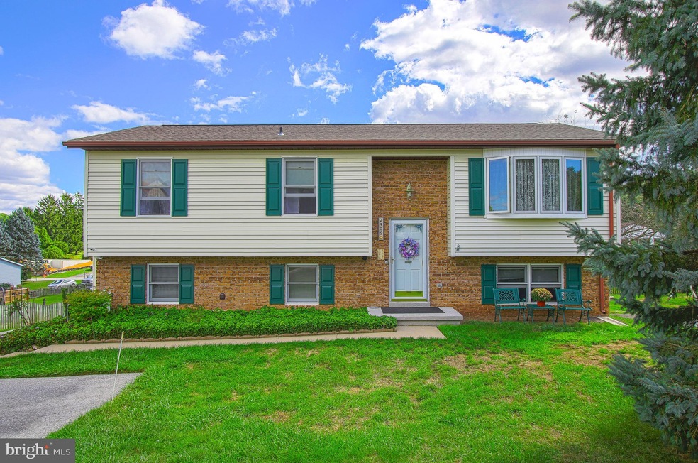 2905 Tulip Way, Manchester, MD 21102 - photo 1